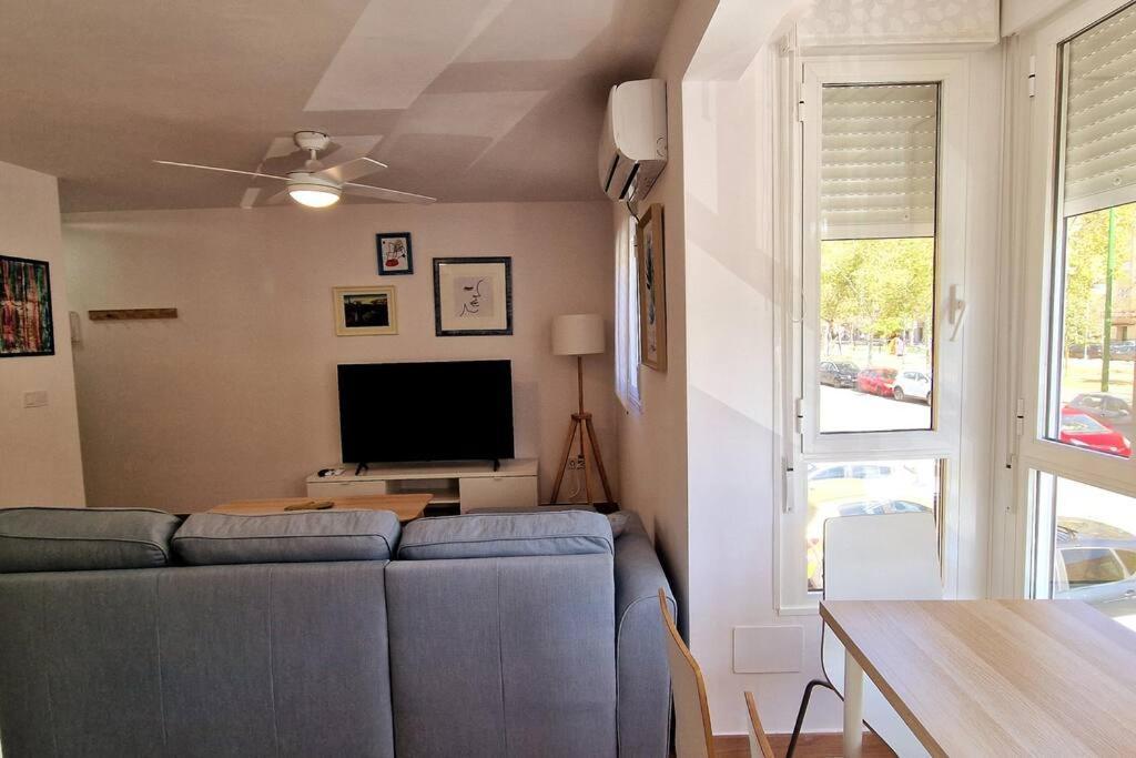 Moderno Apartamento Sevilla Zona Nervion. Wifi/Ac Exterior foto