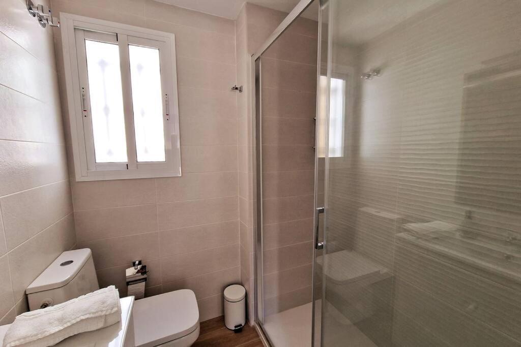 Moderno Apartamento Sevilla Zona Nervion. Wifi/Ac Exterior foto