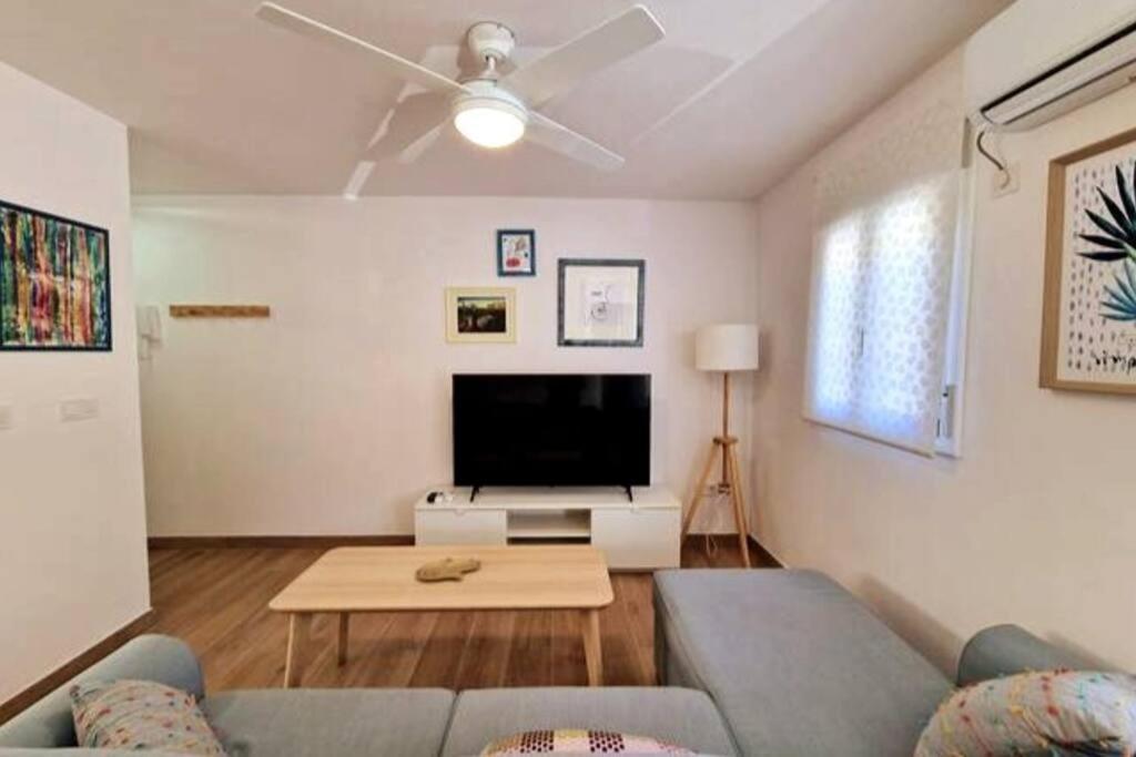 Moderno Apartamento Sevilla Zona Nervion. Wifi/Ac Exterior foto